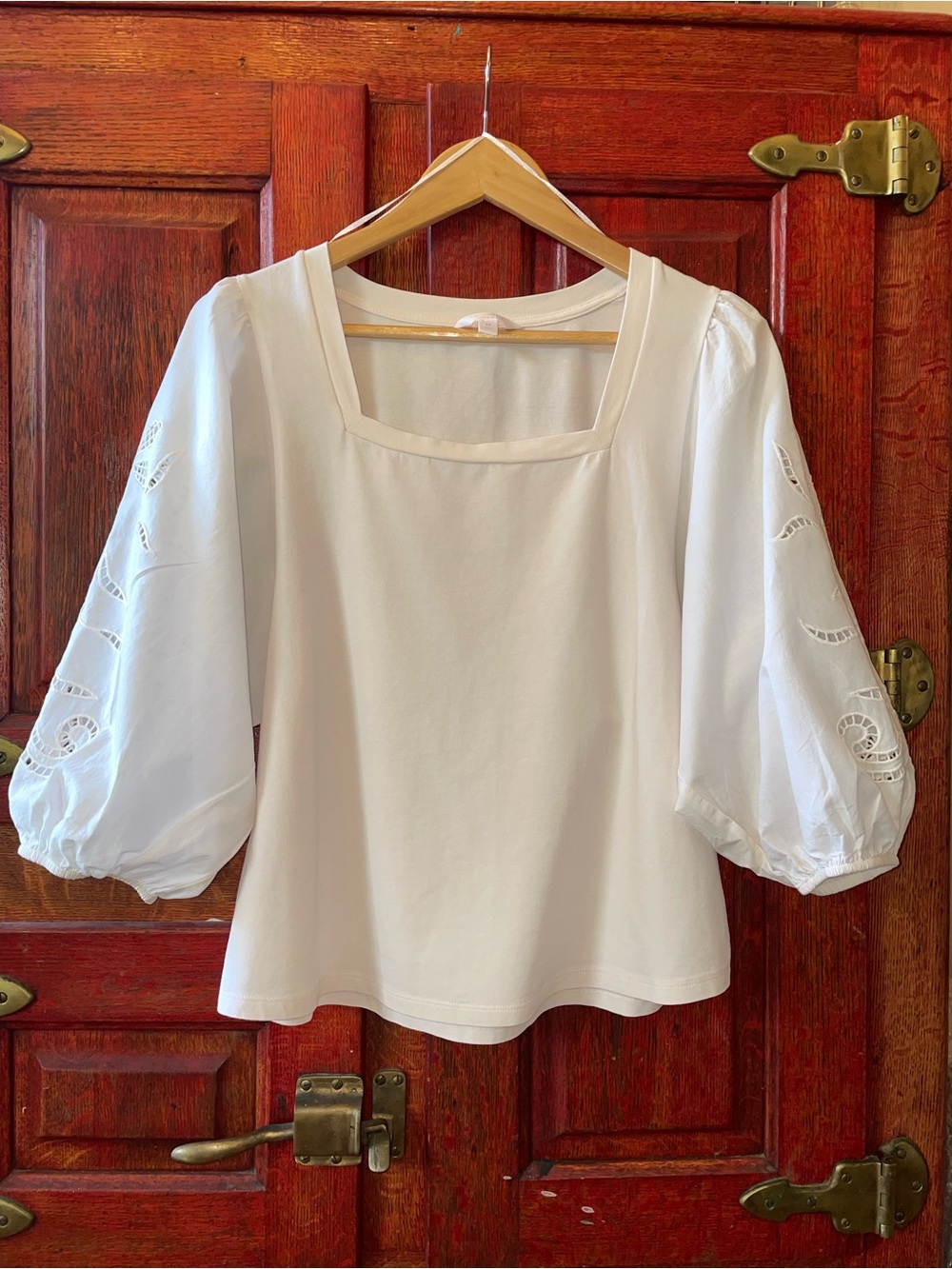 LC Lauren Conrad Off-White Square-Neck Eyelet Puff Sleeve Blouse Sz Medium